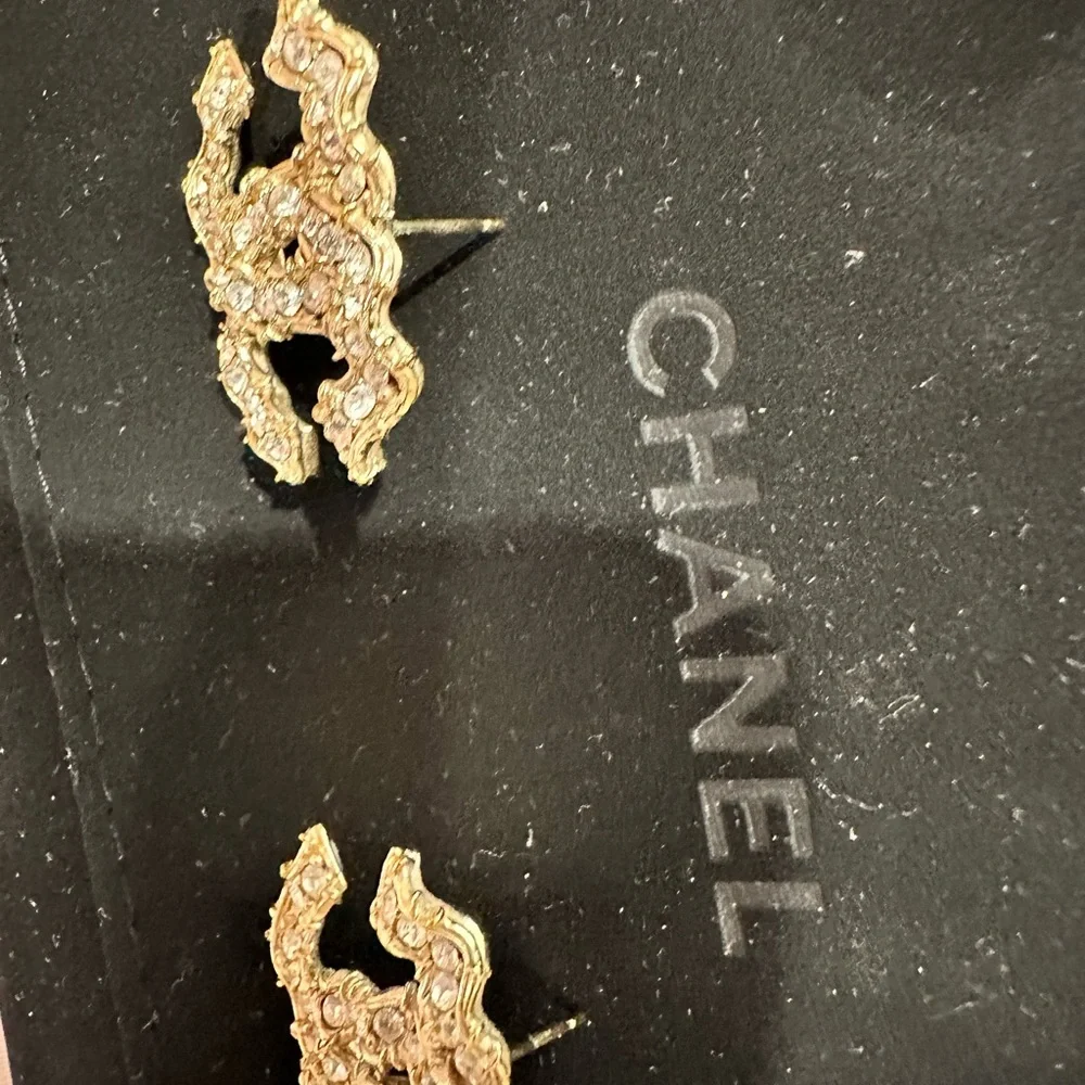 Chanel earrings - Picture 3 of 7